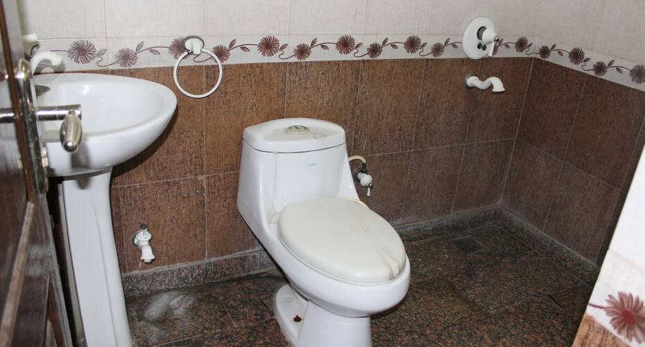 Bharat Guest House, Ghaziabad 3